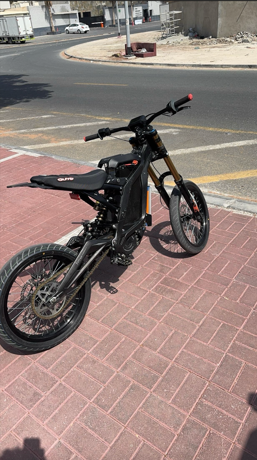 Surron 2023 Light Bee X Fully Modded 400km